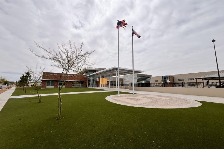 IMG_4134-scaled-r0fa83ouve2z5x9l2bsvc1x9yft5p5tm1y0n5b6h3c