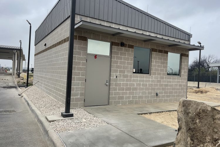 IMG_7814-r0fa9l9noy4bjp3rdgyls6ejteh2vwqb9b7bi2z18o